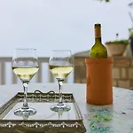 Apartman In With Sea View, Terrace, Air Conditioning, Wifi 5197-4 Saplunara