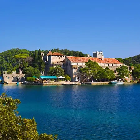 In With Sea View, Terrace, Air Conditioning, Wifi 5197-4 דירה *