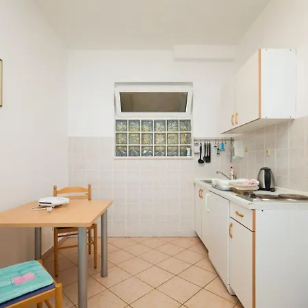 דירה In With Sea View, Terrace, Air Conditioning, Wifi 5197-4 *